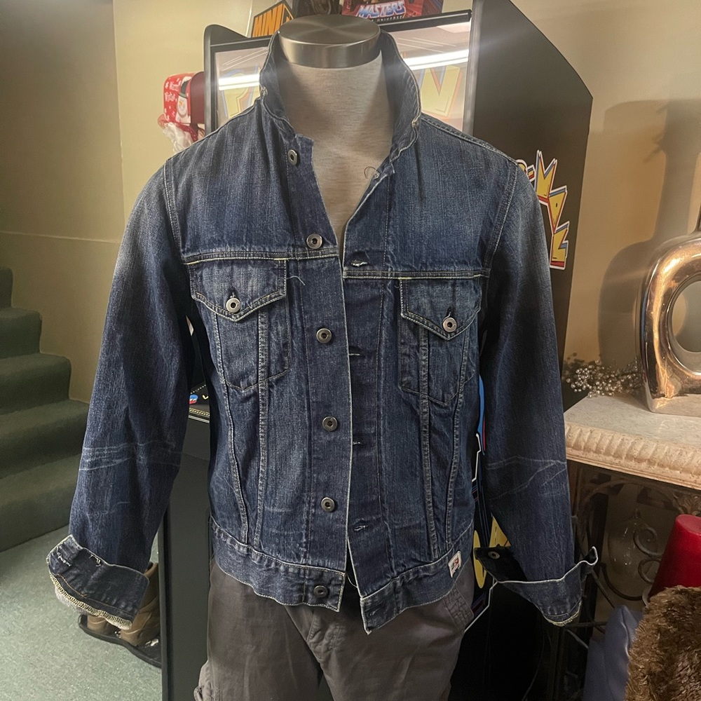 GUESS? G BRAND Vintage denim truckers jacket. XL